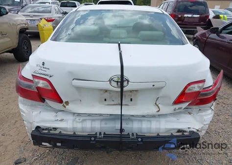 2007 Toyota Camry Le z USA, uszkodzony, nr VIN 4T1BE46K57U631593